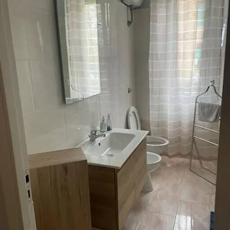 Vicinoalcentrocitta'virgiliohouse Civitanova Marche